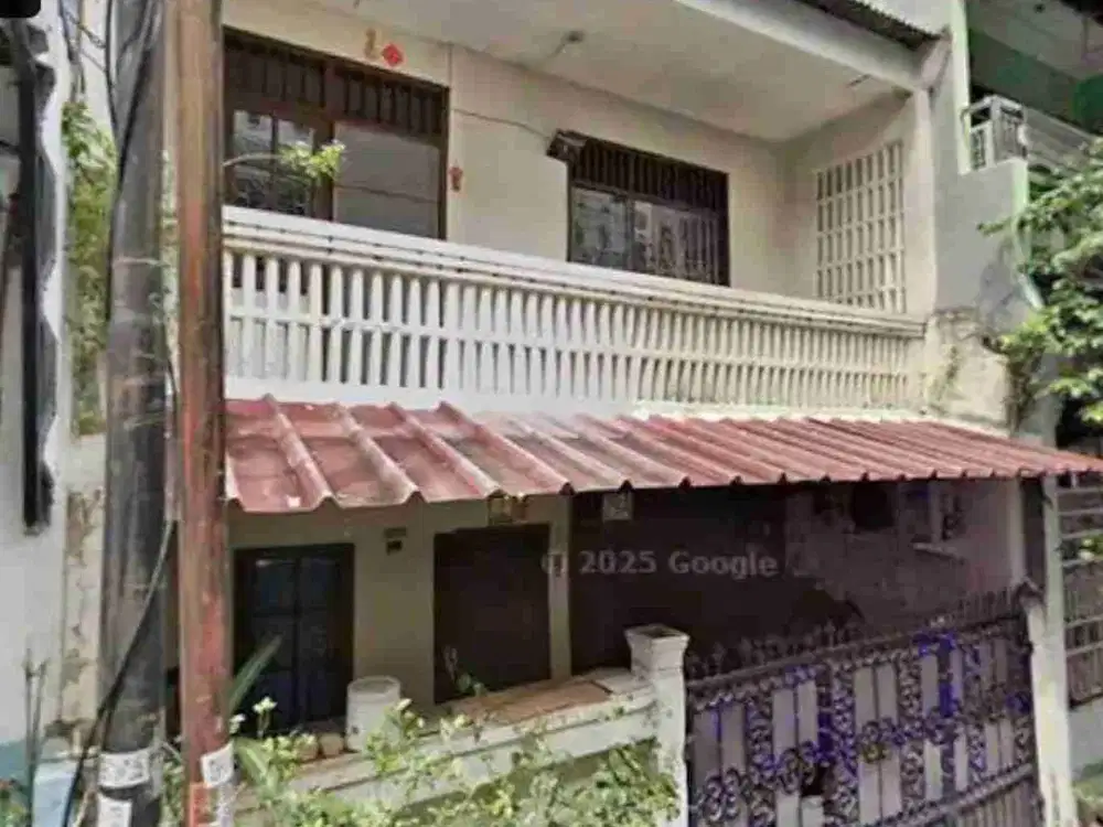 Rumah Hitung Tanah di Tanjung Duren Jakarta Barat Dekat Binus