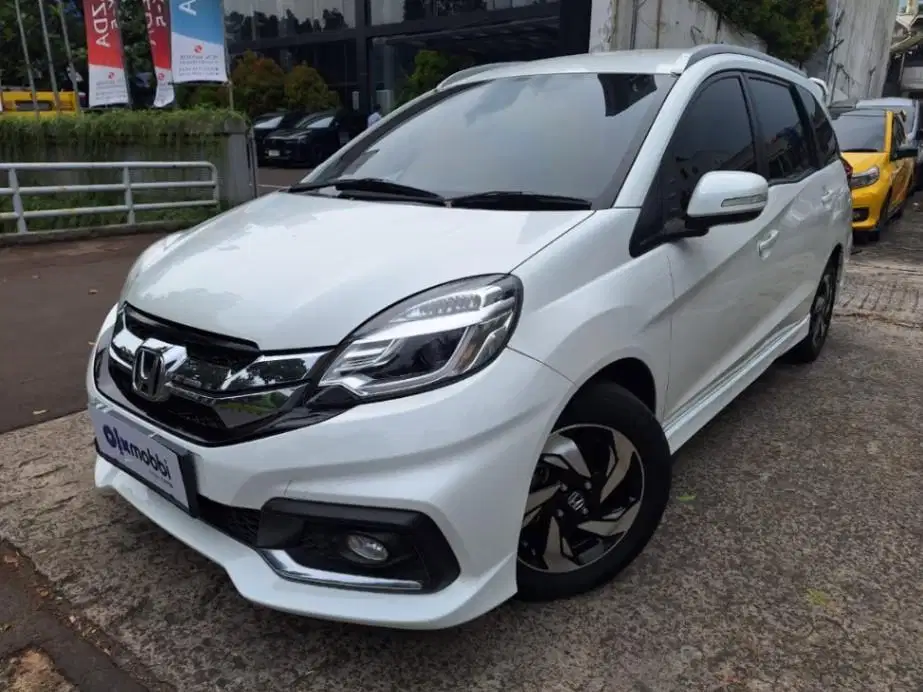 LOW DP Honda Mobilio 1.5 RS Bensin-AT 2014 KGV