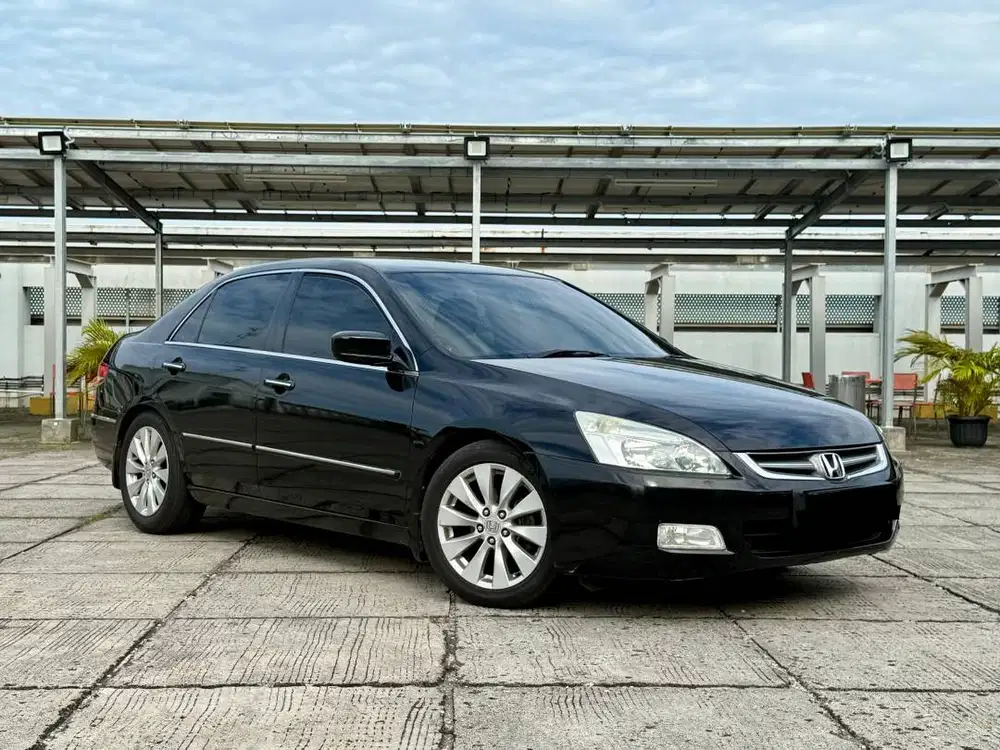 HONDA ACCORD VTI-L MT 2004