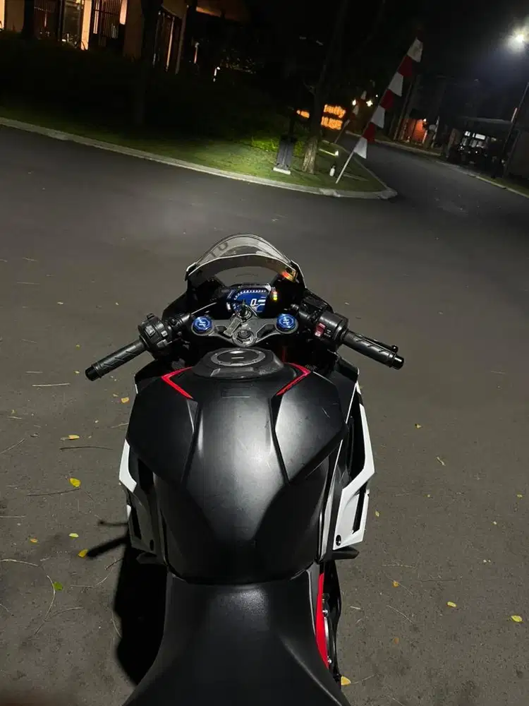 Honda CBR 250rr sp blue mystic