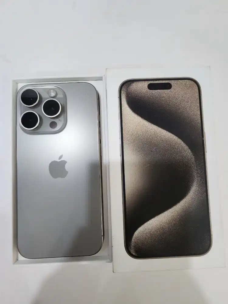 IPhone 15 pro 256 ibox