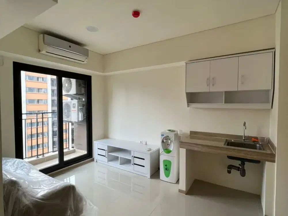 Apartemen Semi Furnished Meikarta, Newton Tower