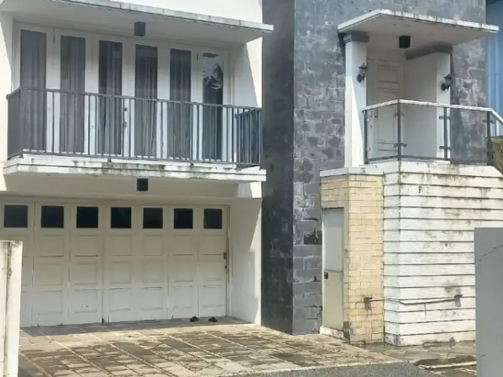 DIJUAL RUMAH TOWN HOUSE FULL FURNISH  DI  AREA PEJATEN JAKARTA SELATAN