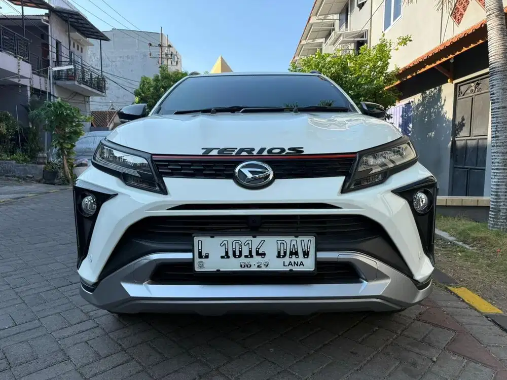 DAIHATSU TERIOS 1.5 R MANUAL 2024 LIKE NEW