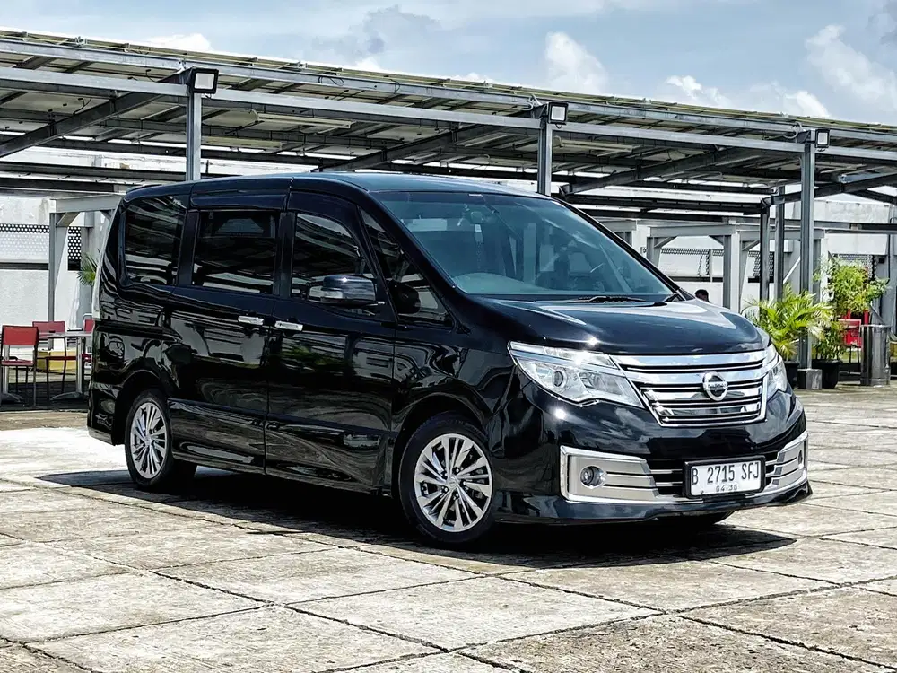 Nissan Serena 2015 Bensin