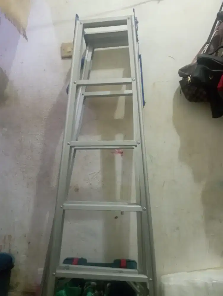 Tangga almunium 150 m