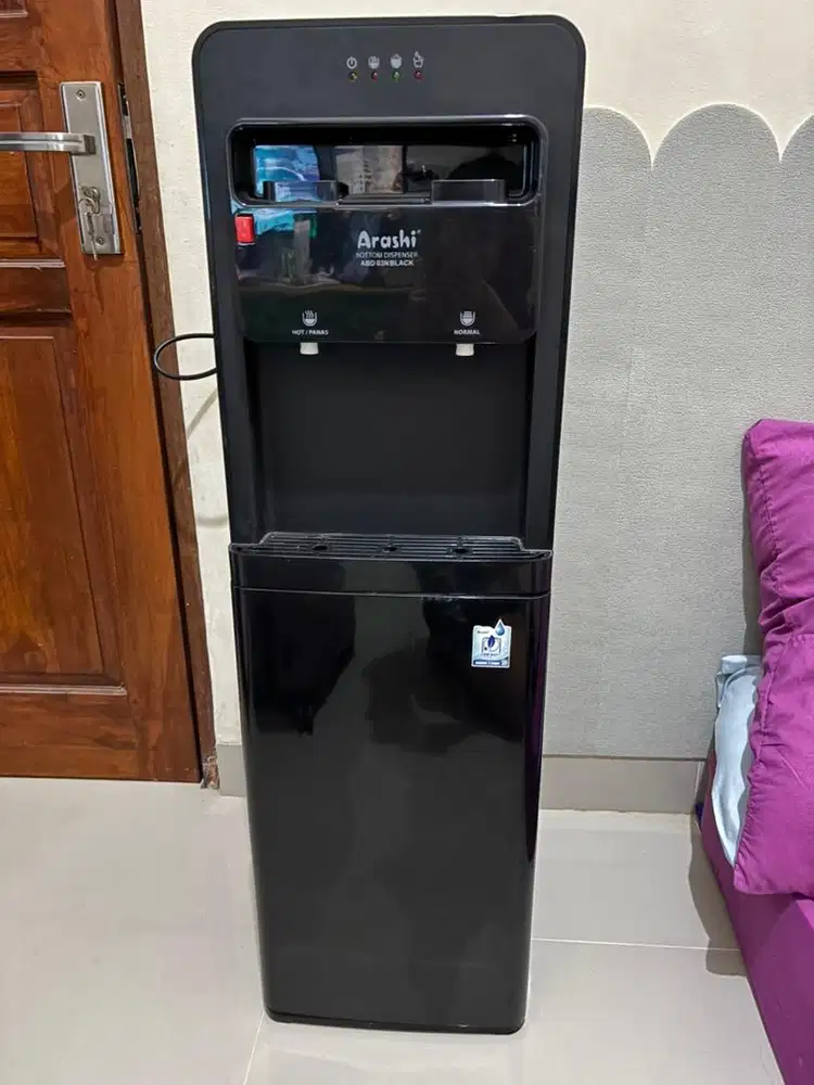 Dispenser Hitam hot&normal