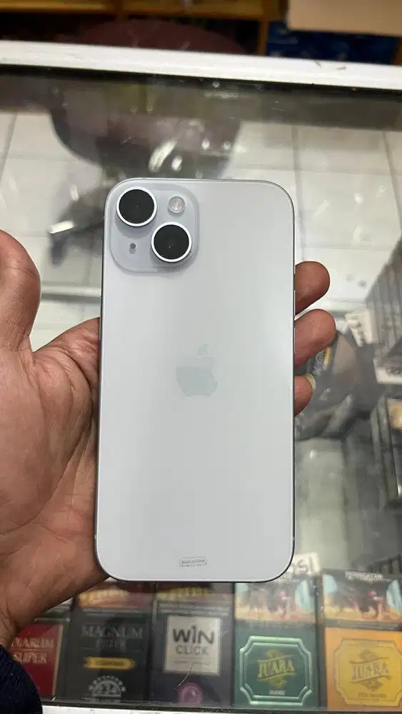 iphone 15 128Gb ex Ibox garansi on