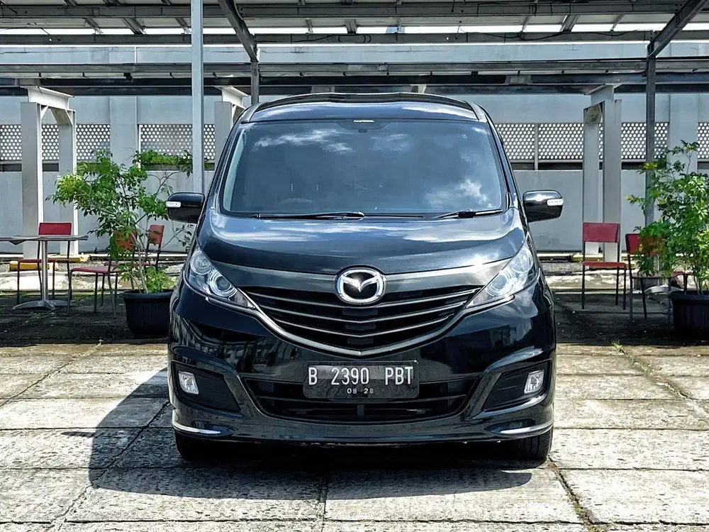 MAZDA BIANTE SKYACTIVE 2016, HITAM Km 100rban