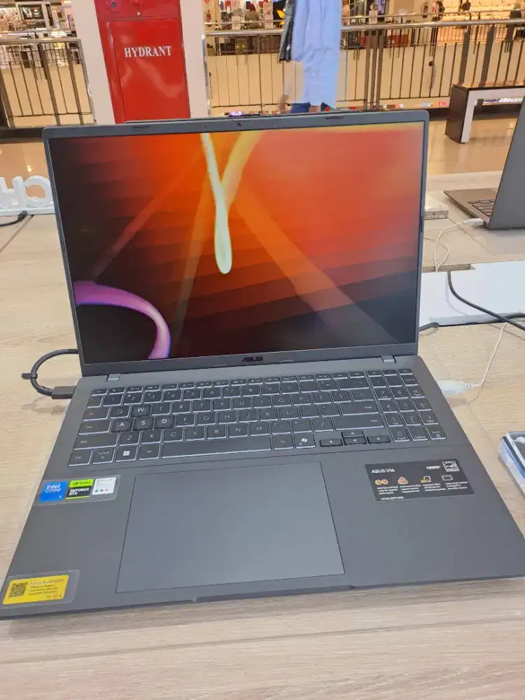 cicilan laptop asua gaming V16