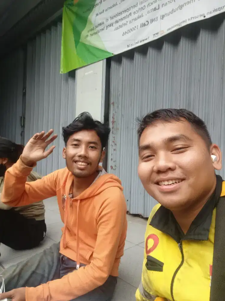 Mencari tambahan pekerjaan