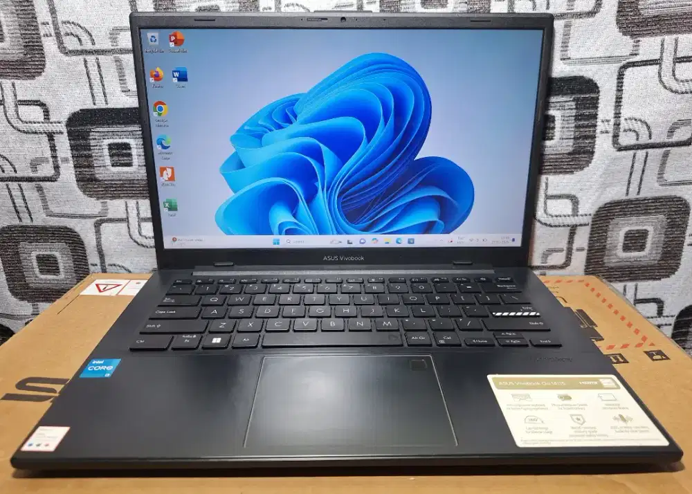 Laptop Asus VivoBook Go 14 i3 ram 8gb ssd 512 key nyala garansi resmi