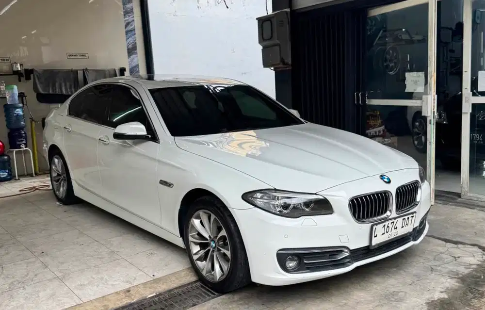 BMW 520i 2015 Bensin
