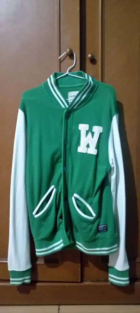 Jual jacket baseball pull and bear