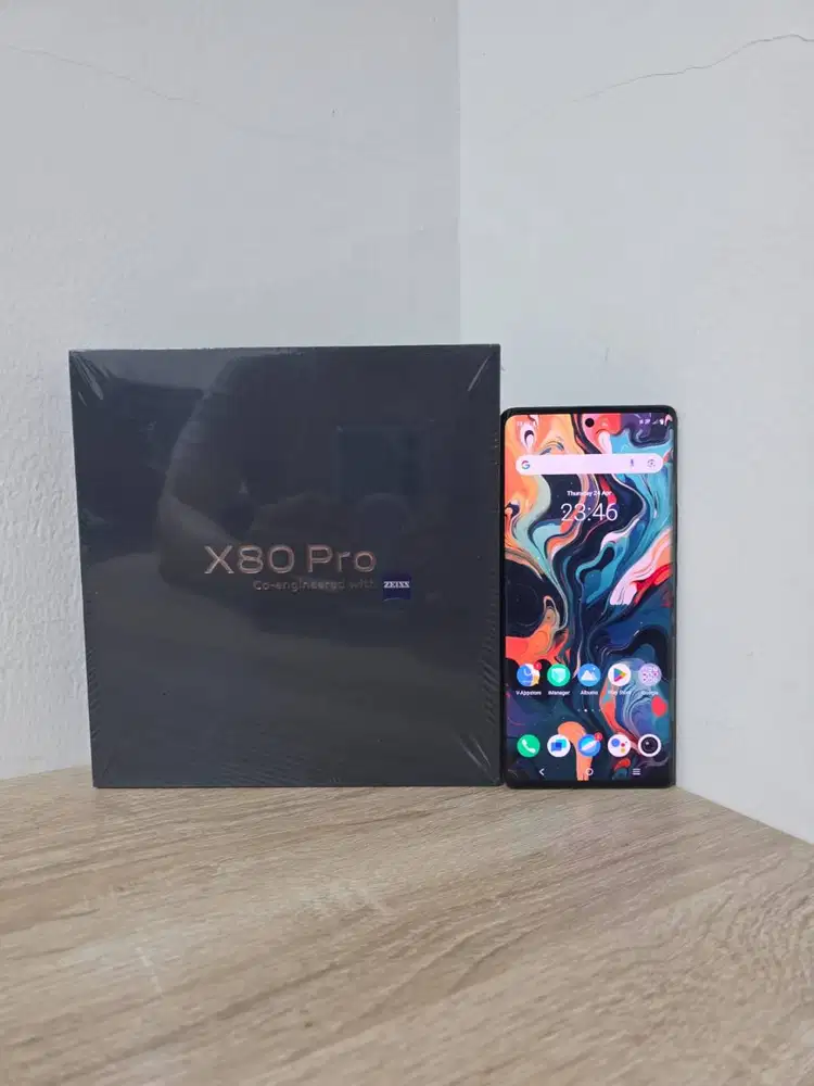 Vivo X80 Pro 5G Ex Resmi 12/256 Fullset Black Zeiss 12GB 256GB