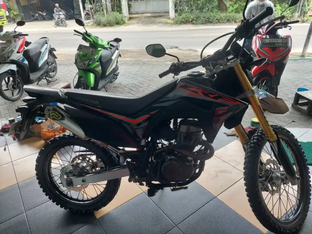 Dijual Honda CRF 150L Tahun 2020 - Terawat, Surat Lengkap