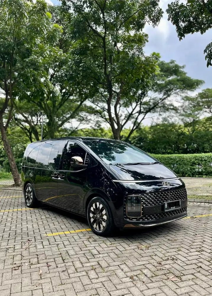 Hyundai Staria 2.2 Signature 2022
