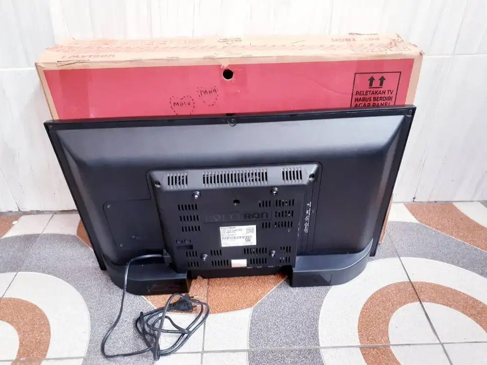 TV LED POLYTRON 24IN DIGITAL TV SEGEL GARANSI 1BULAN