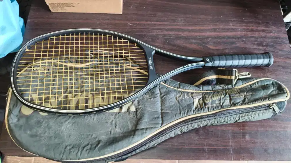 Raket tenis yonex Rexking 4