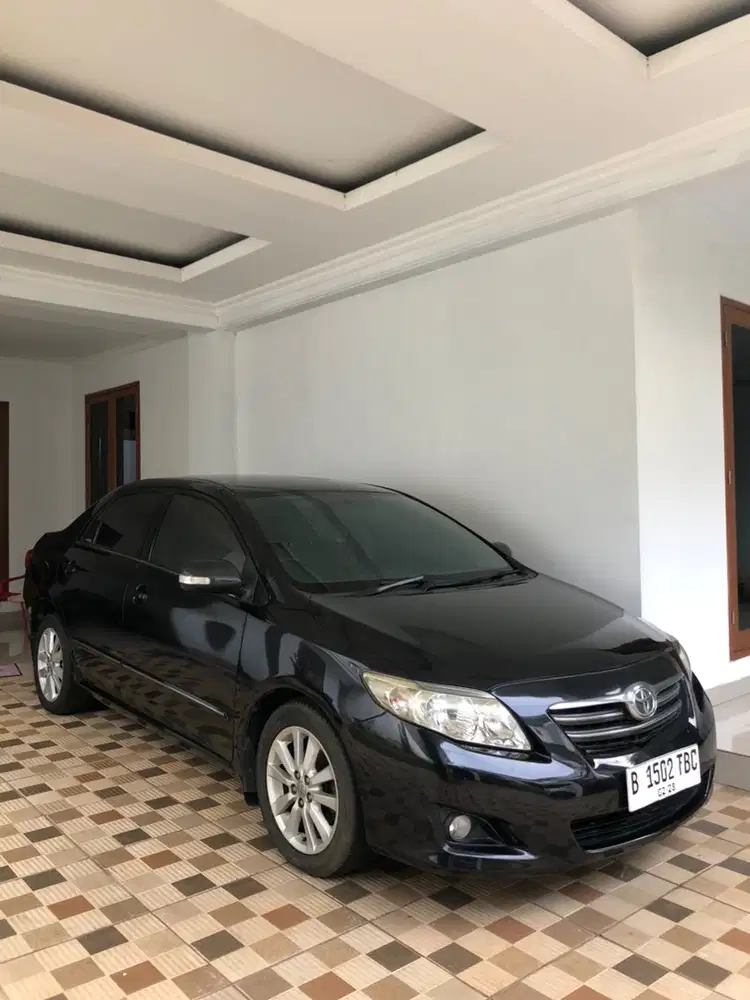 Toyota Corolla Altis 2010 Bensin
