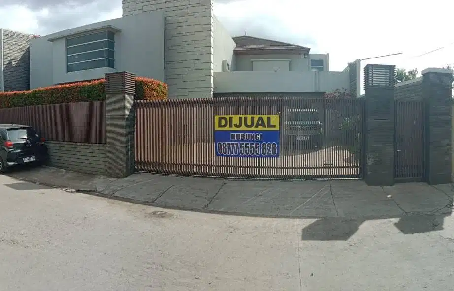 DIJUAL RUMAH MEWAH DI CIPEDES LOKASI STRATEGIS DAN PREMIUM