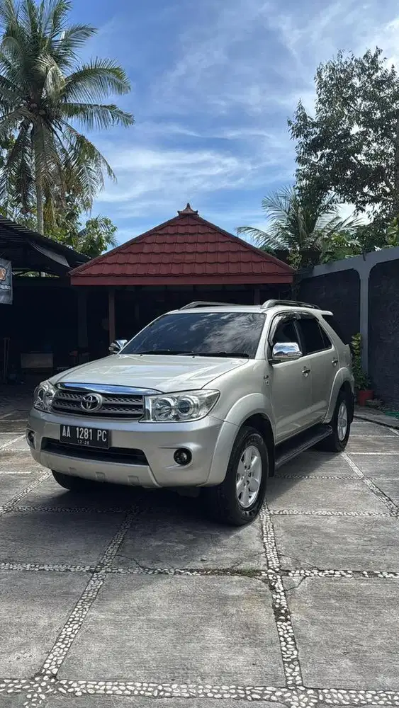 Toyota Fortuner 2.5 G Diesel matic istimewa orisinil