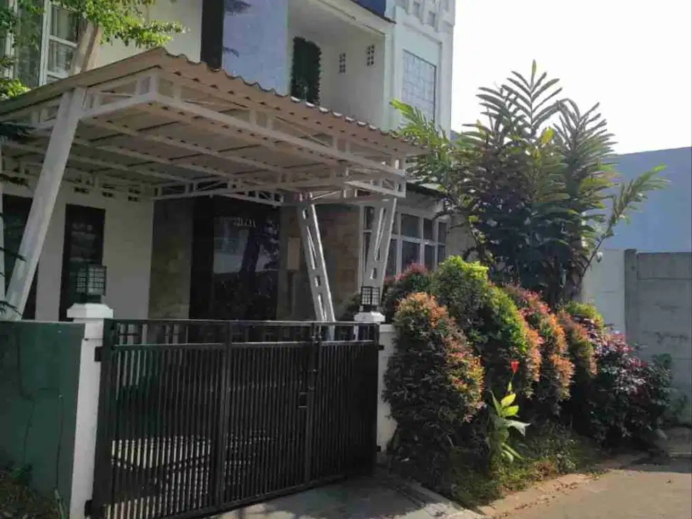 Dijual Rumah 3 lantai di Terrace Garden Citra Gran Cibubur