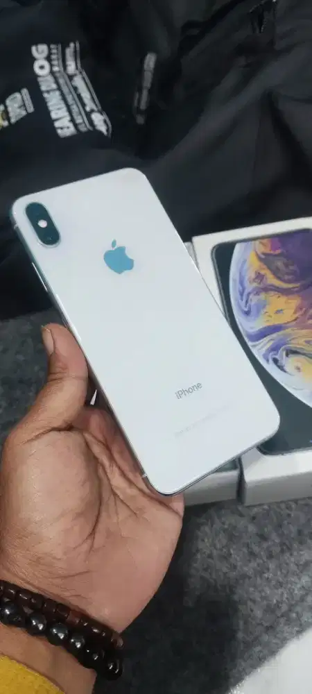 IPHONE XS MAX 64 INTER JARINGAN PERMANEN MULUS