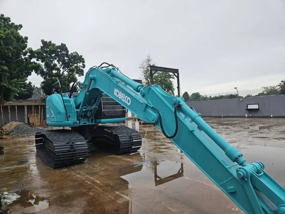 Jual excavator KOBELCO 125. Tahun 2018.