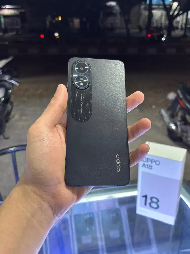OPPO A18 Ram 4/128, Kondisi Mulus, Lengkap, Bergaransi.