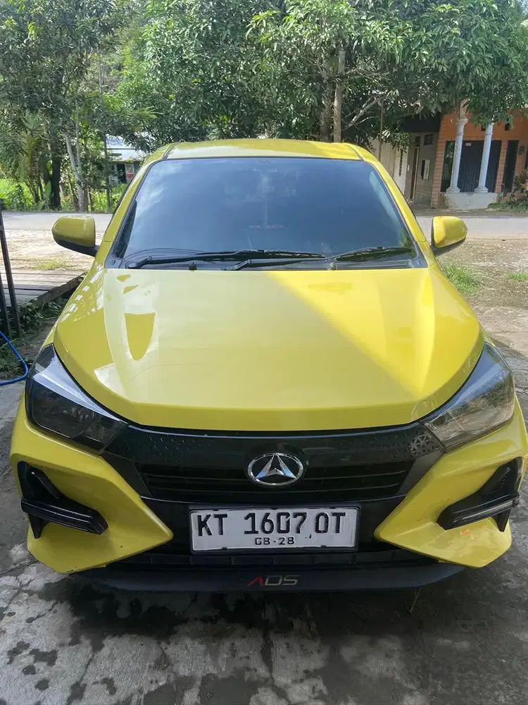 Mobil bekas atau second