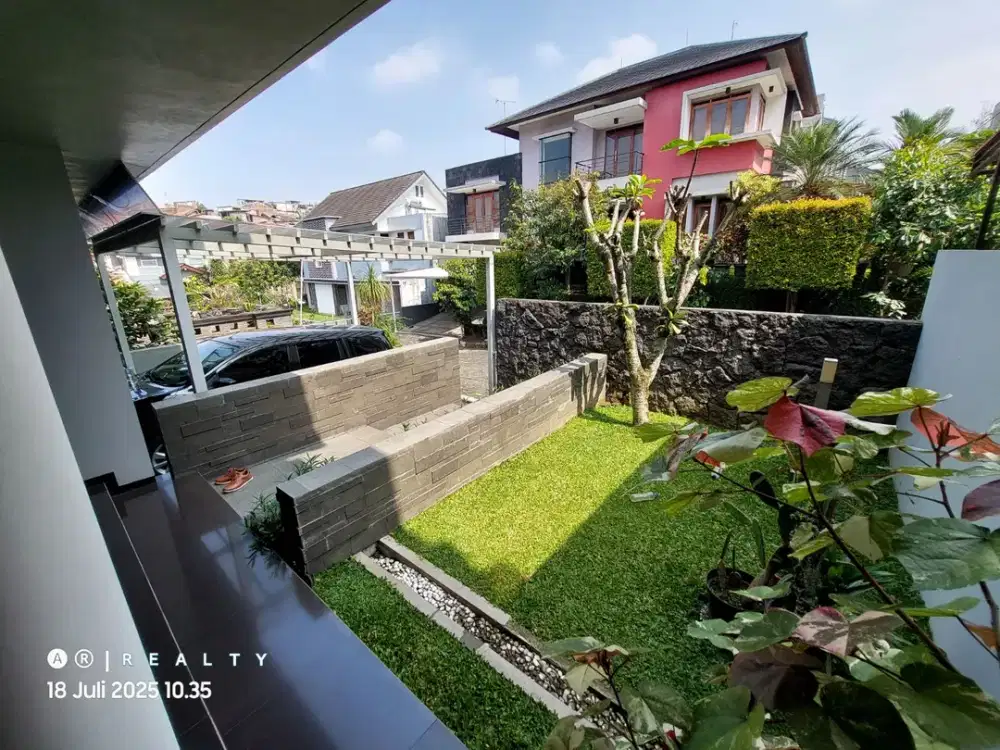 DIJUAL Rumah Strategis di sekitaran DAGO Tubagus Ismail Lokasi dekat Kampus Ternama ITB, UNPAD, UNIKOM, & ITHB Bandung