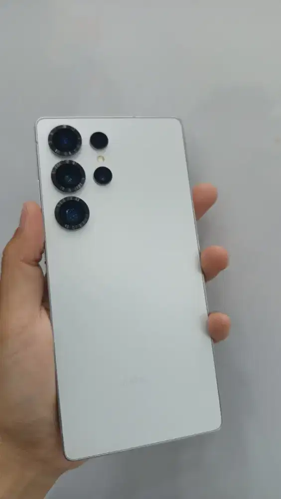 Samsung S25 Ultra
12/512