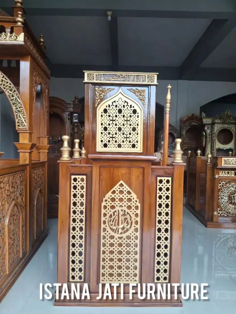 Mimbar masjid minimalis jati ornamen