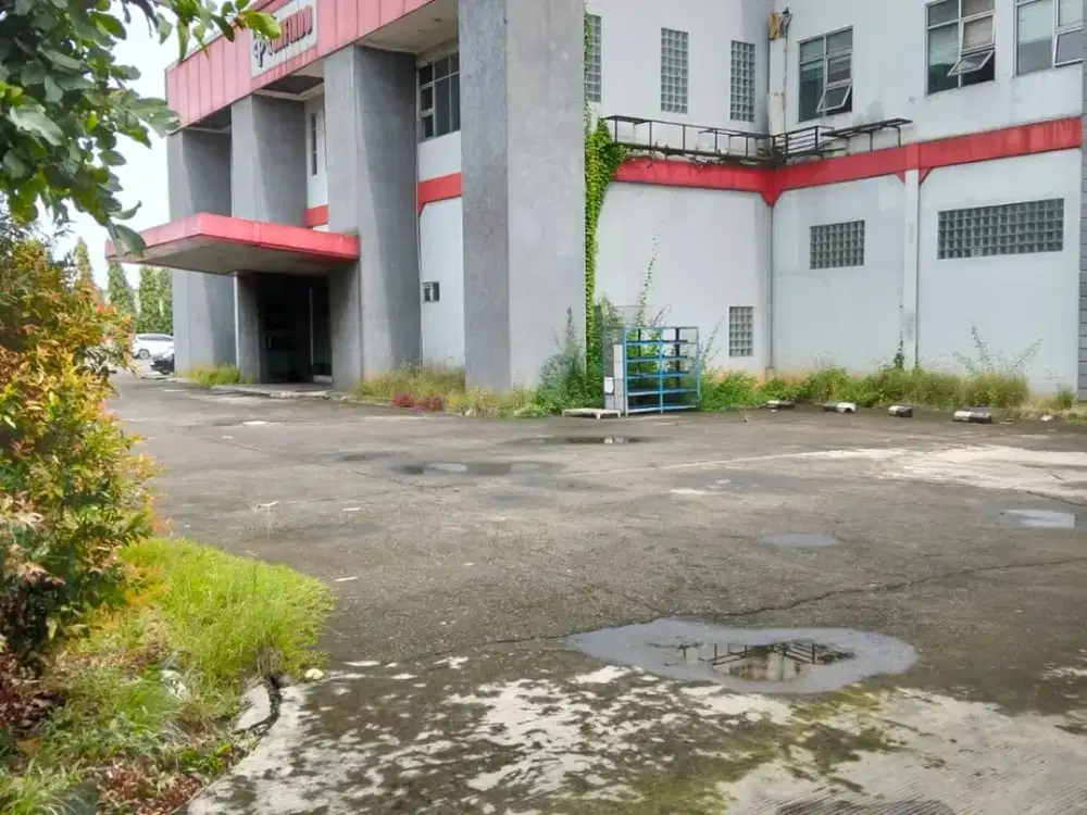 DIJUAL ATAU DISEWAKAN EX PABRIK SIAP PAKAI AKSES 40FT DI JATIUWUNG TANGERANG