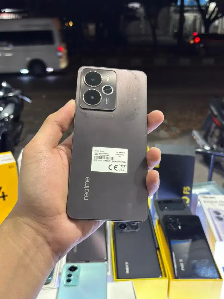 REALME 14 5G Ram 8/256, Kondisi Super, Lengkap, Bergaransi.