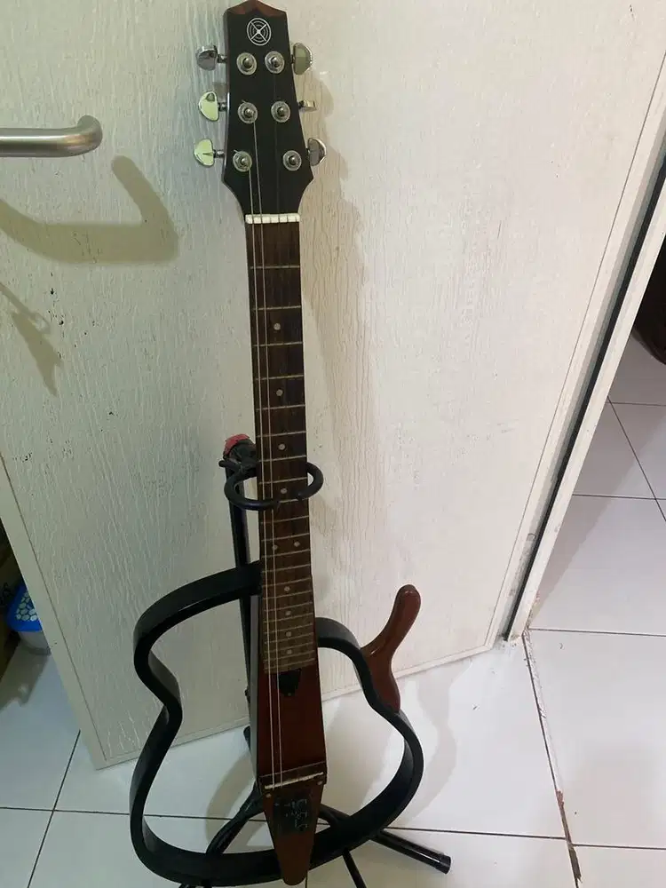 gitar string bisa colokin speaker