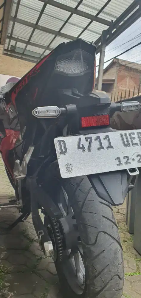 Jual CBR 150R Hitam Merah