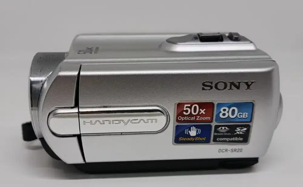 handycam sony DCR-SR20E 80gb mulus giod kondisi,charger&batre