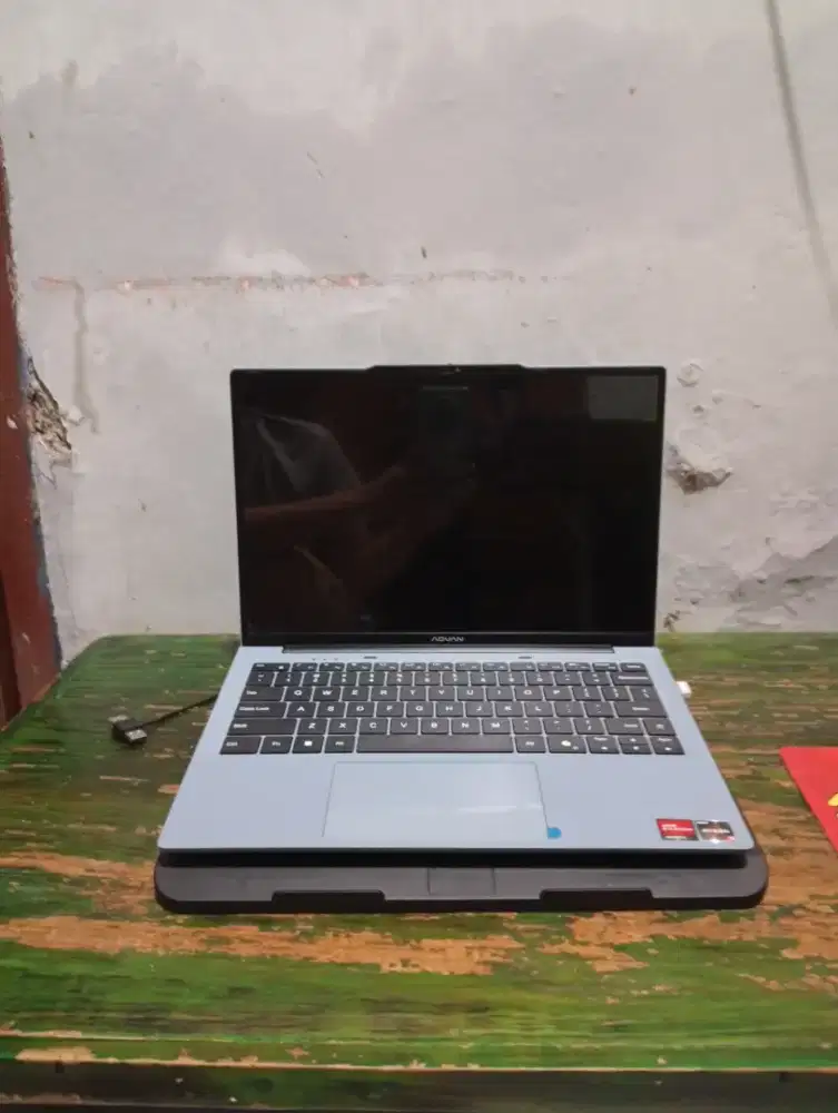 DIJUAL Laptop Advan