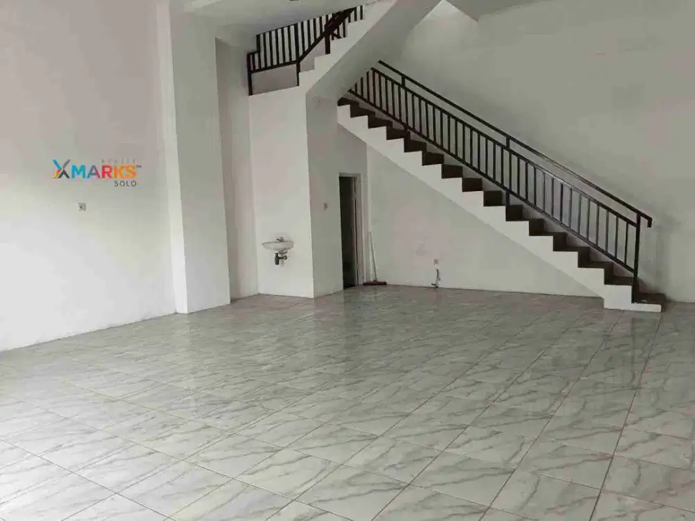 Disewakan Ruko Baru Luas Harga Murah dan Lokasi super Strategis di Tengah Kota Solo