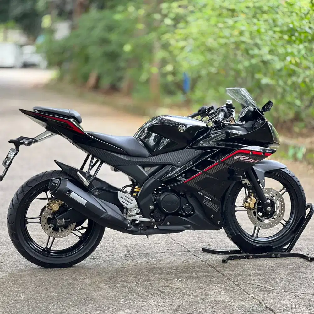 GRESS RASA BARU! YAMAHA YZF R15 V2 2015 BLACK KM LOW PAJAK ON SIAP GAS
