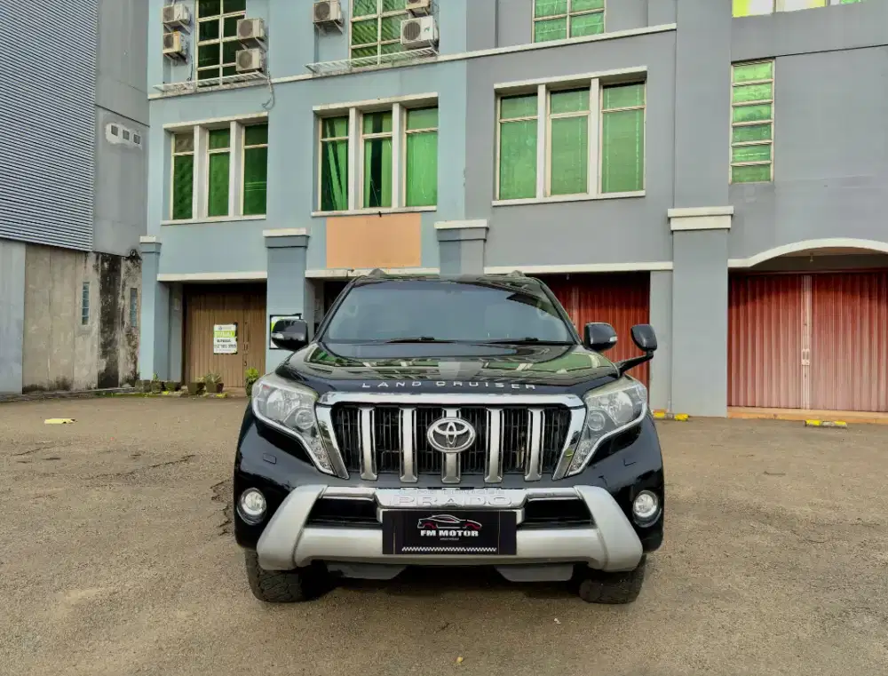 Toyota LAND CRUISER PRADO TXL 2014 Automatic, 2.7  KM LOW,