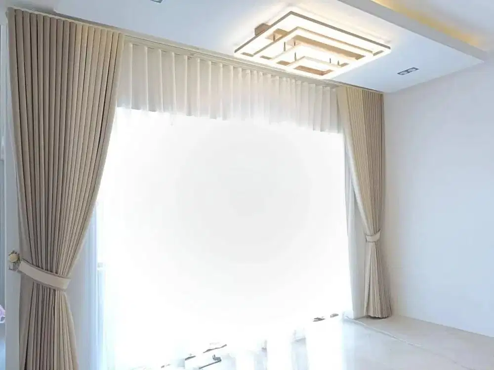 Pesan Gorden Blackout Pasang Sekat Klinik Hordeng Pintu Gordyn Vitrase