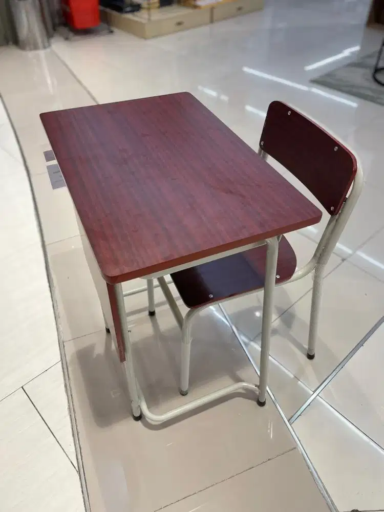 VEDA MEJA BELAJAR SET