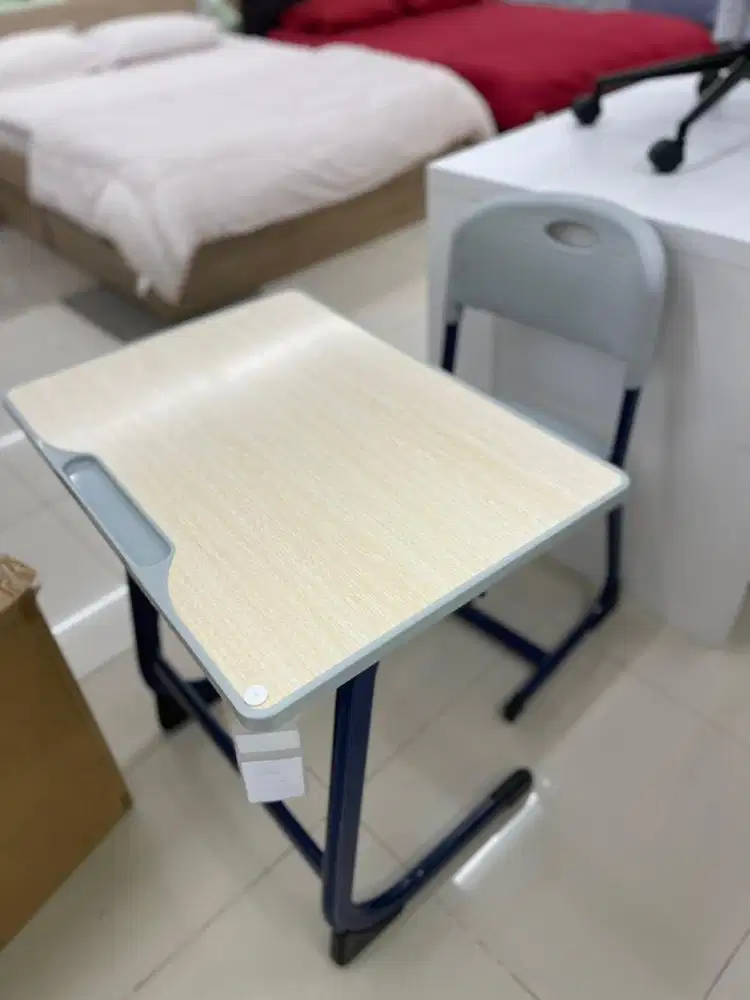 AURIC MEJA BELAJAR SET