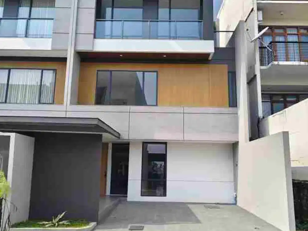 Rumah Mewah 3 Lantai Ada Kolam Renang Di Setra Duta Bandung Utara