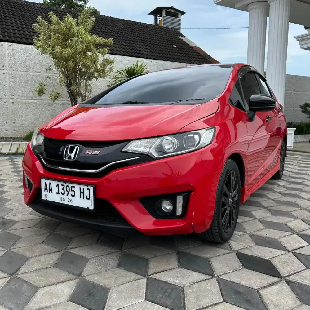 HONDA JAZZ RS GK5 1.5 MT 2016 PAJAK ON SIAP PAKAI