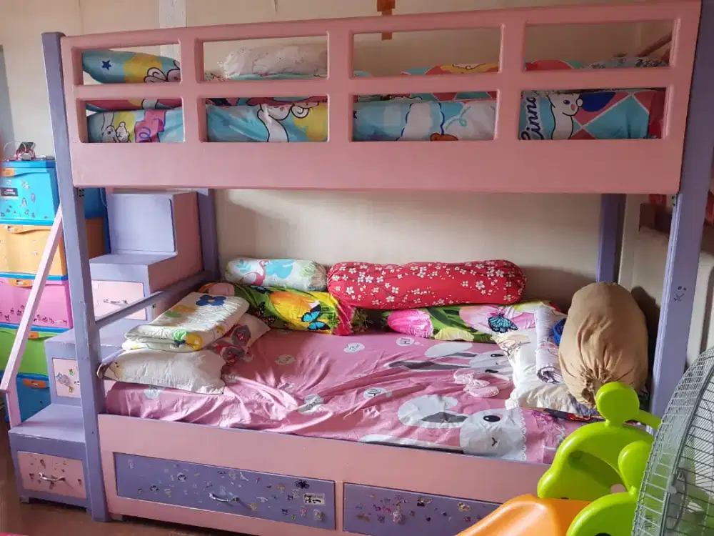 Ranjang susun anak tempahan 2 tingkat