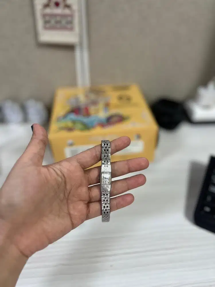 Jam Tangan Wanita Seiko WGP Back ST.Steel